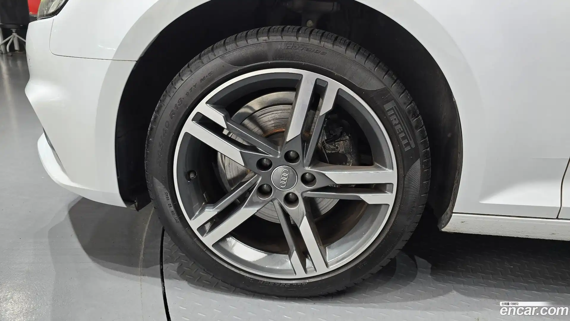 A4 Audi 2019.11-OUTER-005