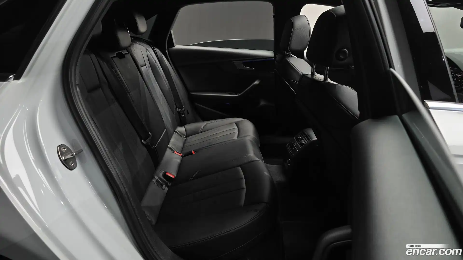 A4 Audi 2019.11-OPTION-015