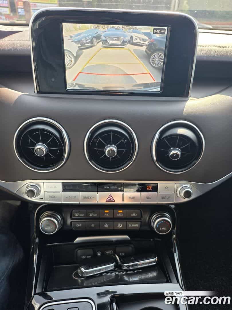 Stinger Kia 2017.6-OPTION-017