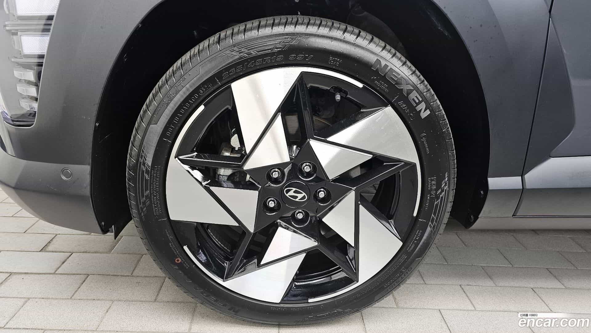 Kona Hyundai 2024.2-OUTER-005