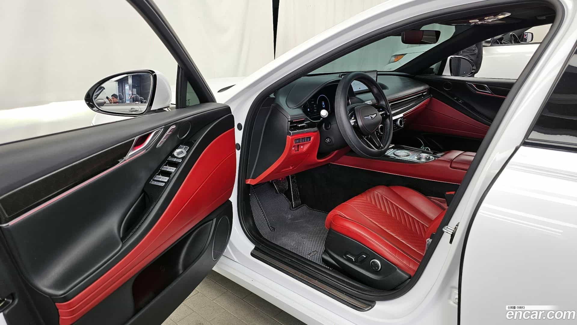 G80 Genesis 2022.1-INNER-010