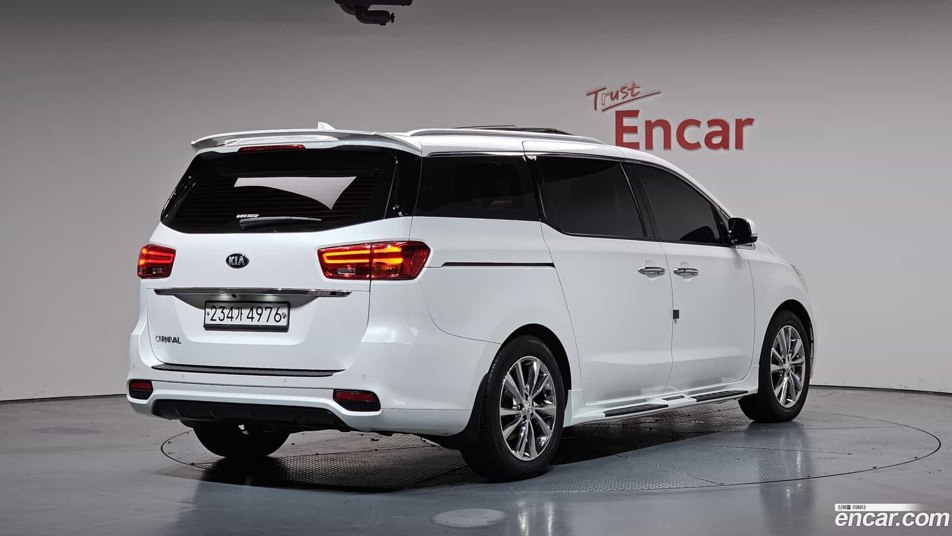 Canival Kia 2020.1-OUTER-002