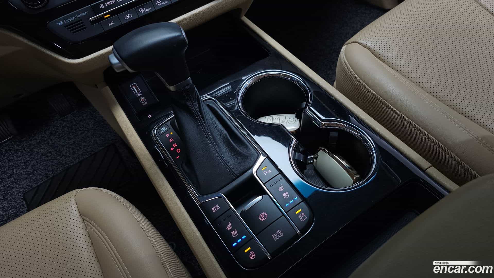 Canival Kia 2020.1-INNER-009