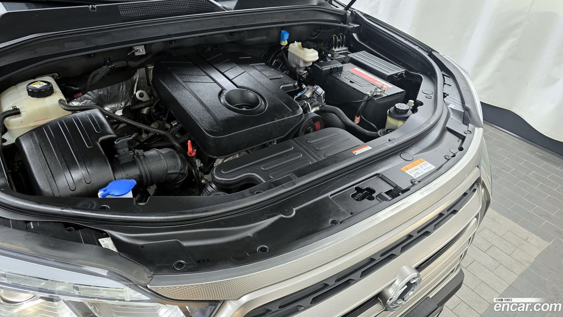 Main__Slider__Photo:Rexton KG Mobility 2021.8-5