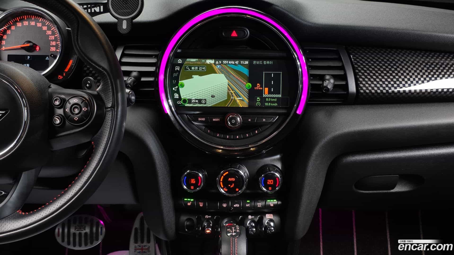 Cooper Mini 2018.6-OPTION-016