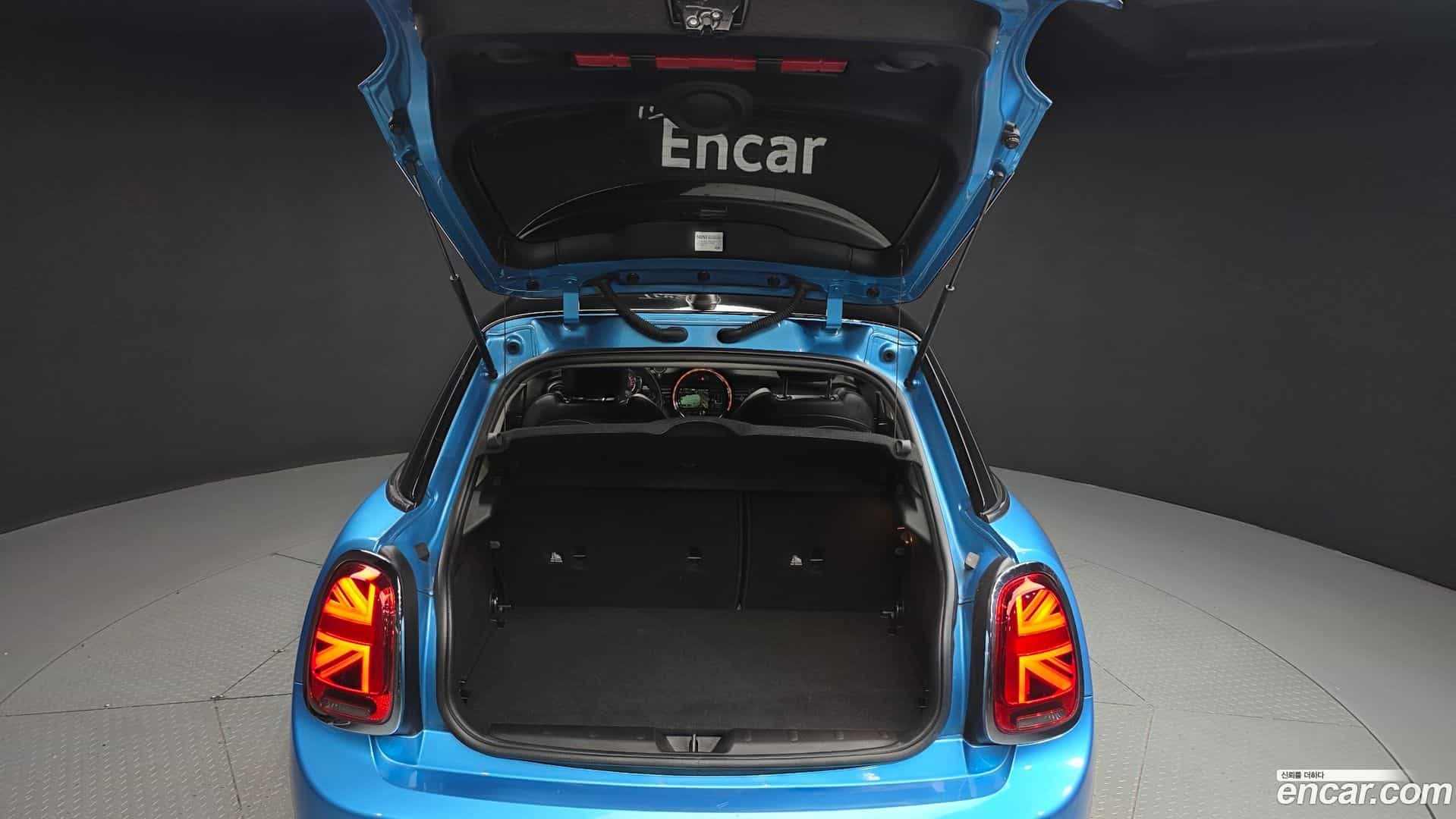 Cooper Mini 2018.6-OPTION-024