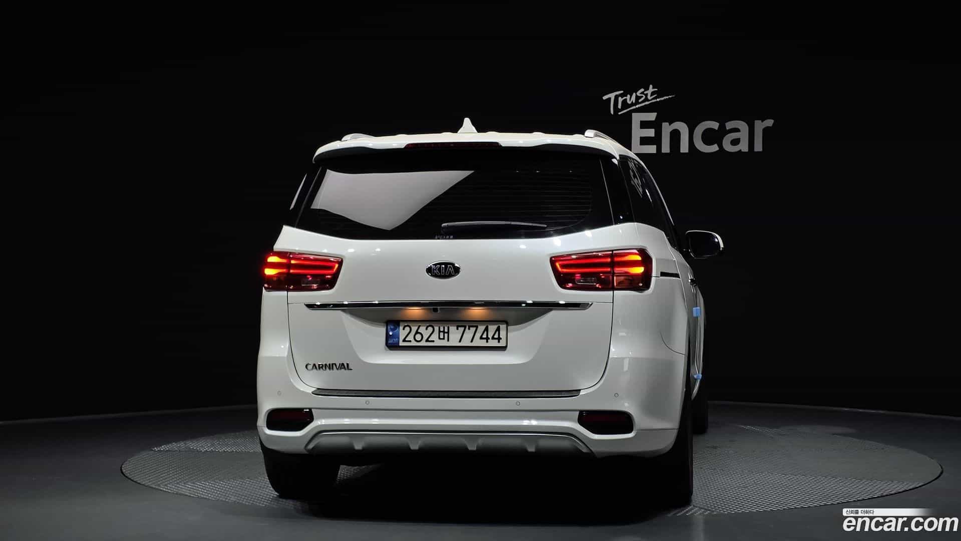 Canival Kia 2018.4-OUTER-004