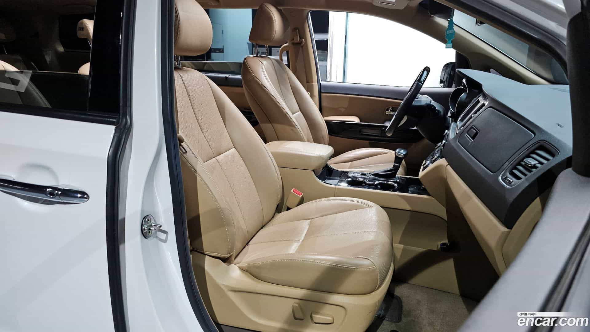 Canival Kia 2018.4-OPTION-016
