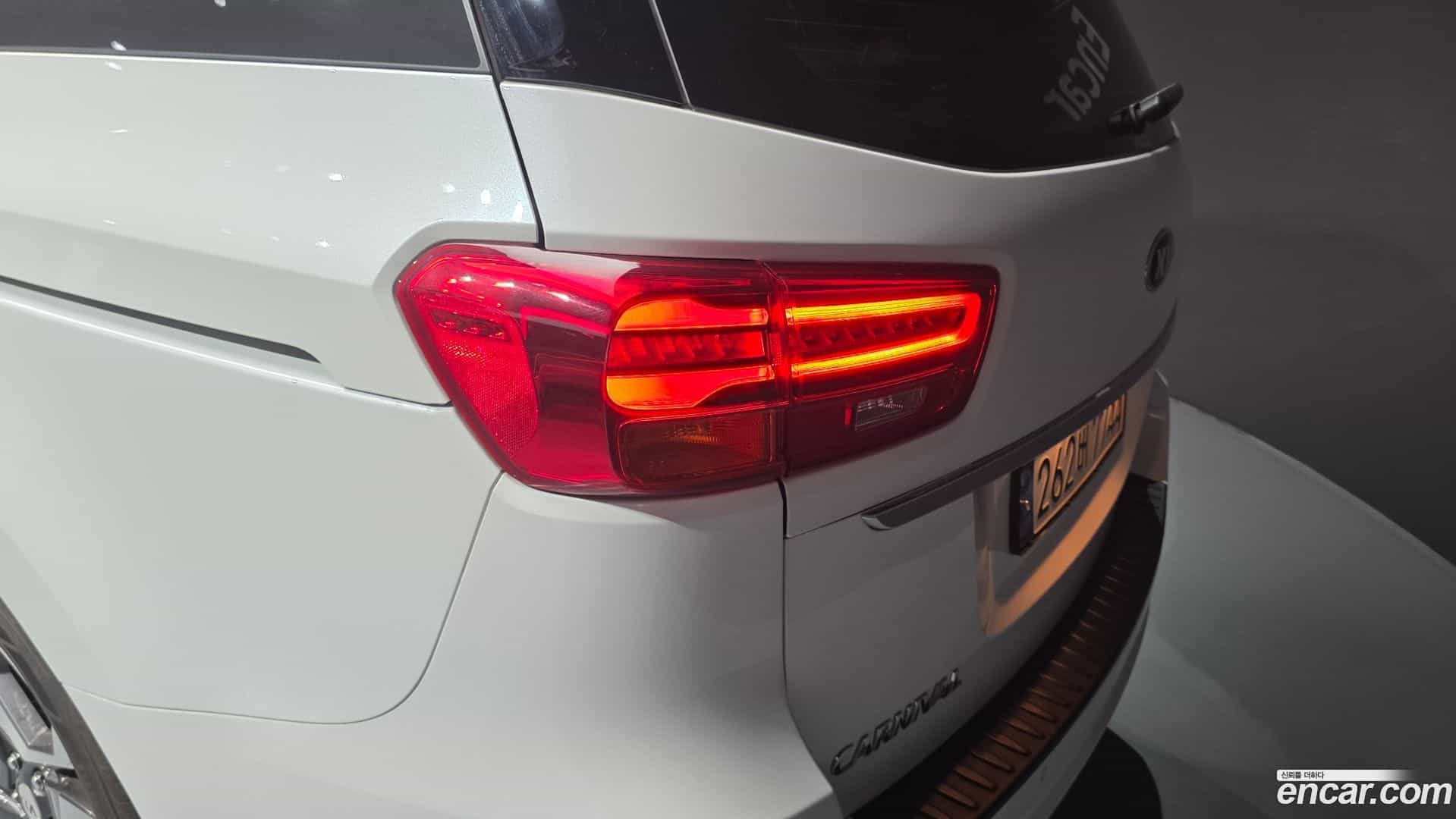 Canival Kia 2018.4-OUTER-033