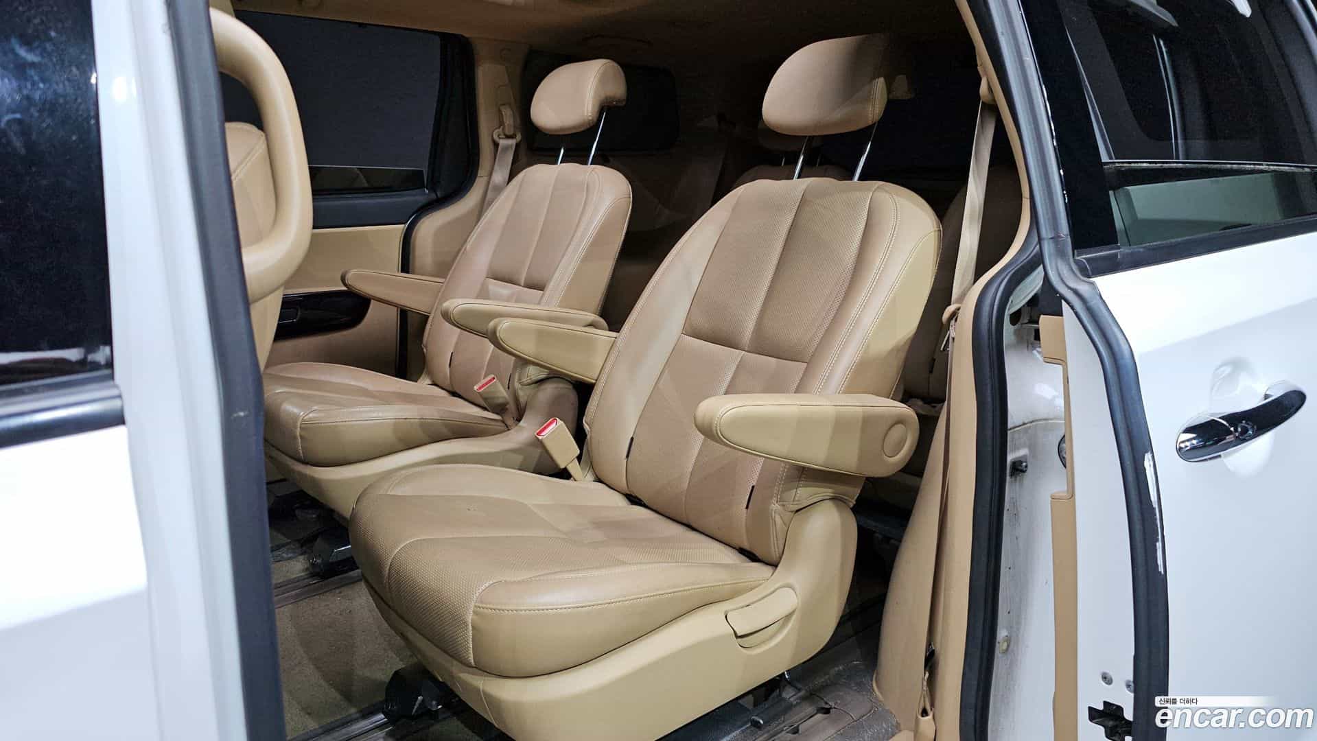 Canival Kia 2018.4-INNER-036