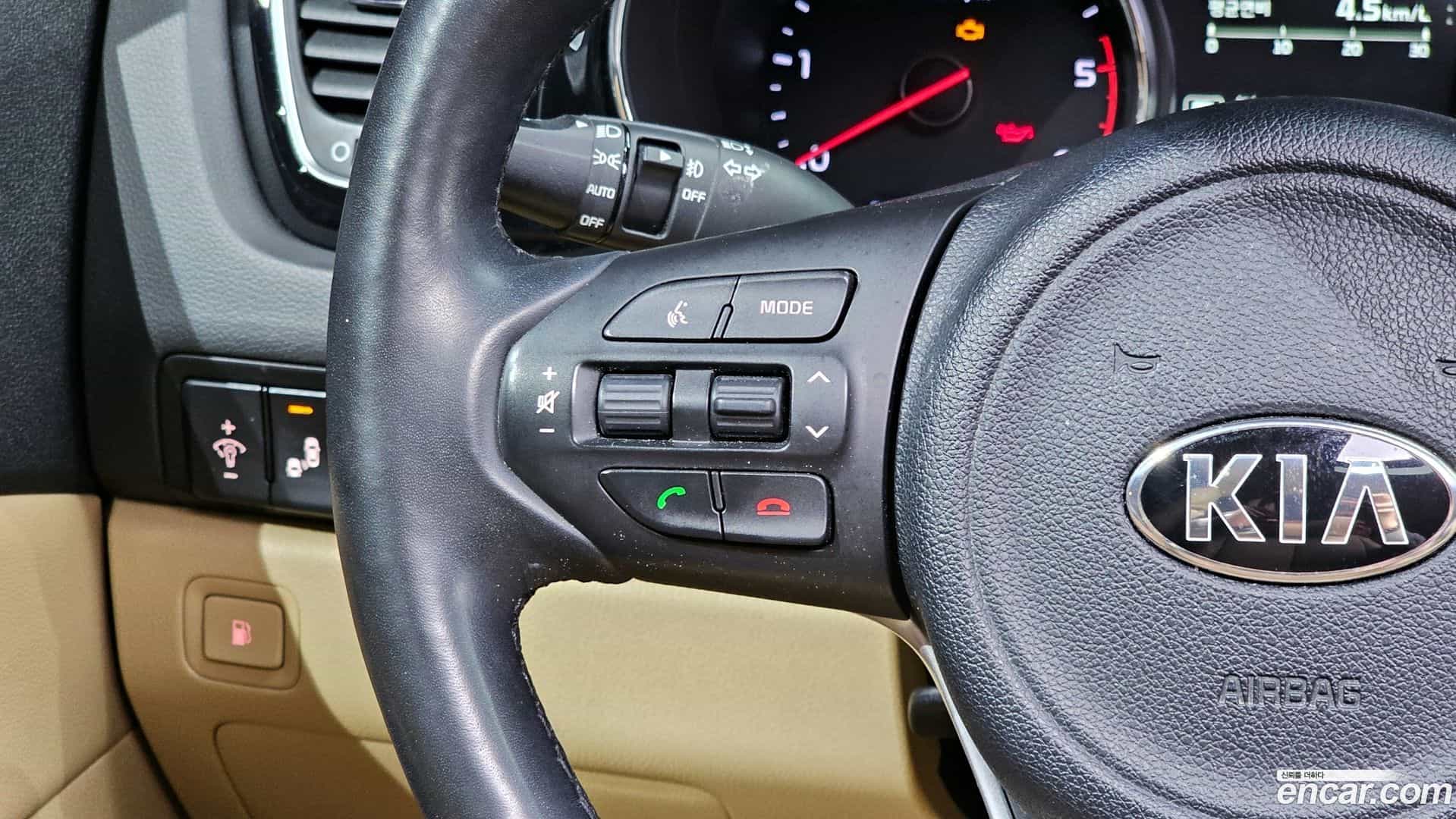 Canival Kia 2017.8-INNER-036