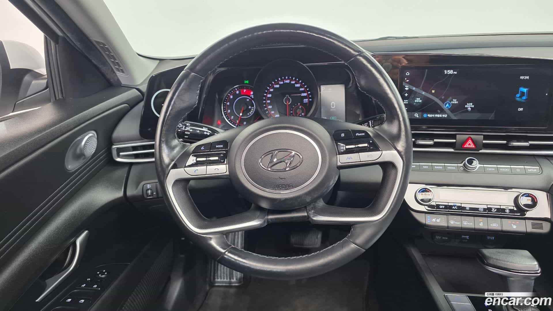AVANTE Hyundai 2022.0-OPTION-019