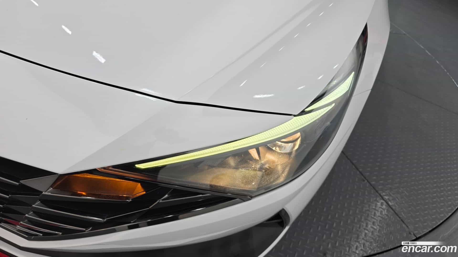 AVANTE Hyundai 2022.0-OUTER-032
