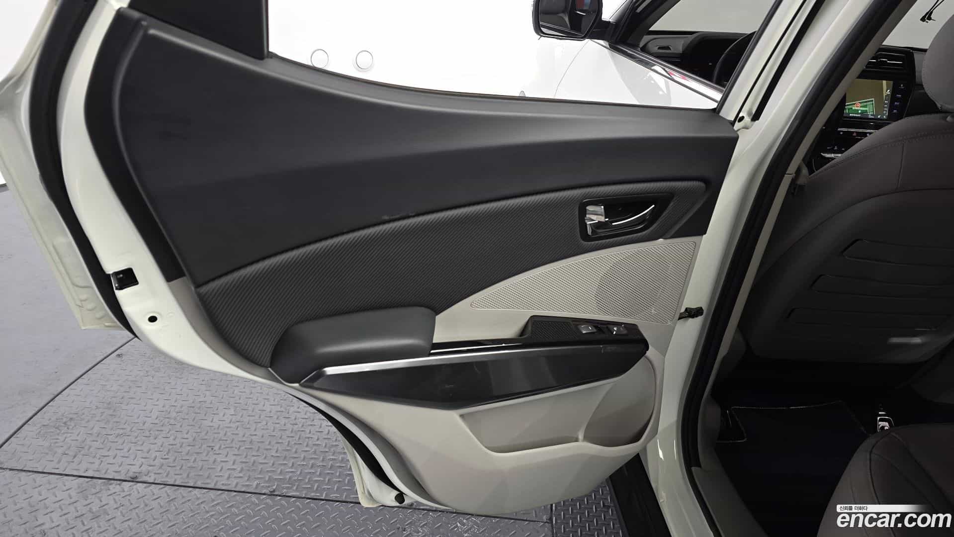 TIBOLI KG Mobility 2022.3-INNER-035