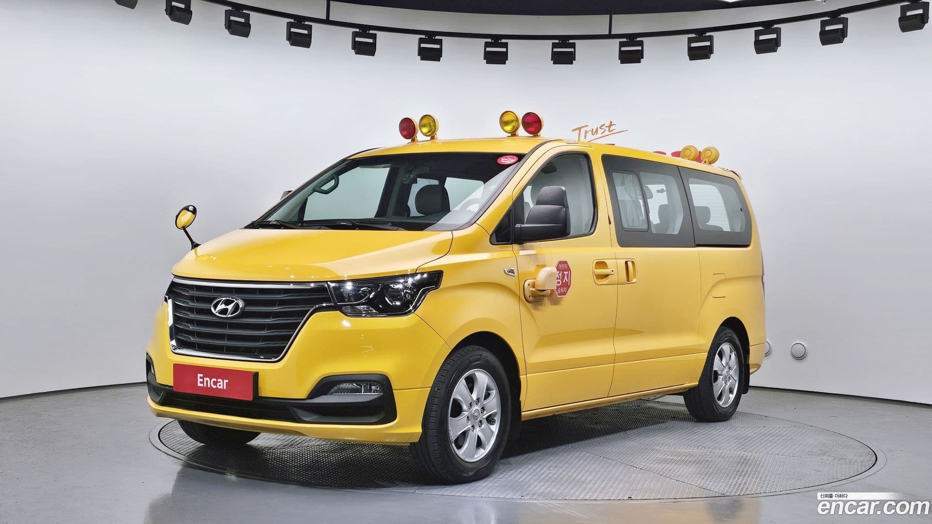 Main__Slider__Photo:Starex Hyundai 2019.9-0