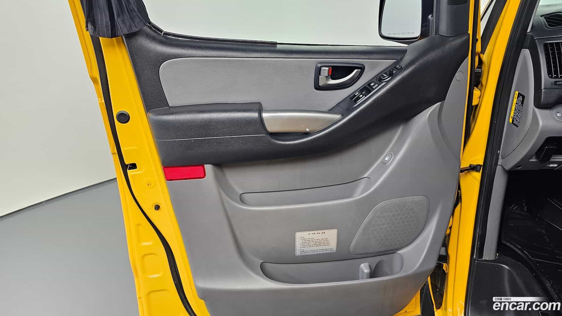 Starex Hyundai 2019.9-INNER-034