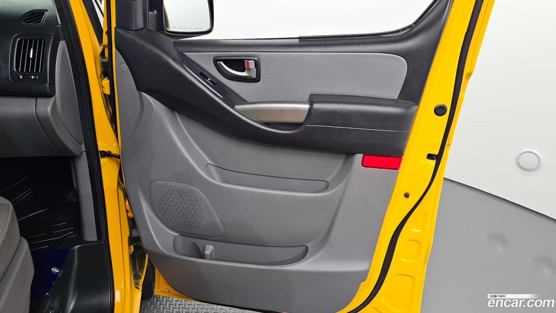 Starex Hyundai 2019.9-INNER-035