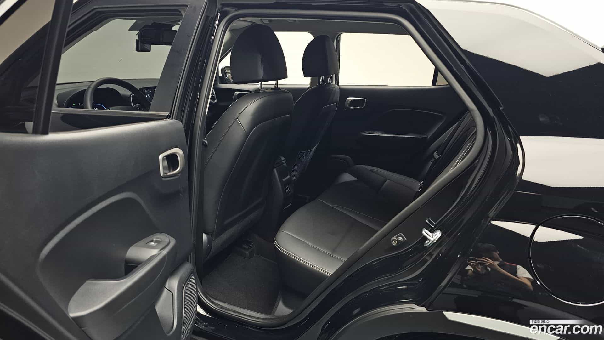 Venue Hyundai 2025.3-OPTION-015