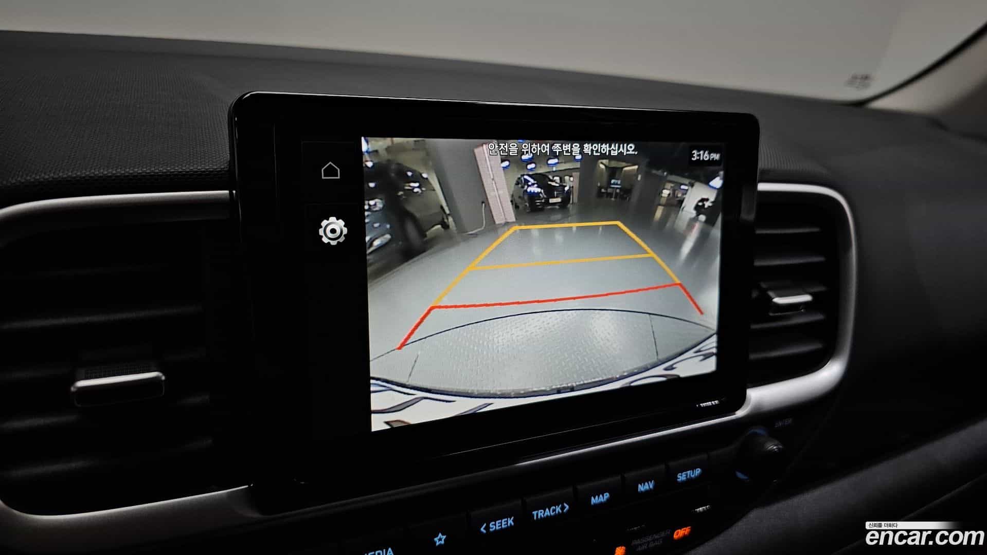 Venue Hyundai 2025.3-OPTION-018