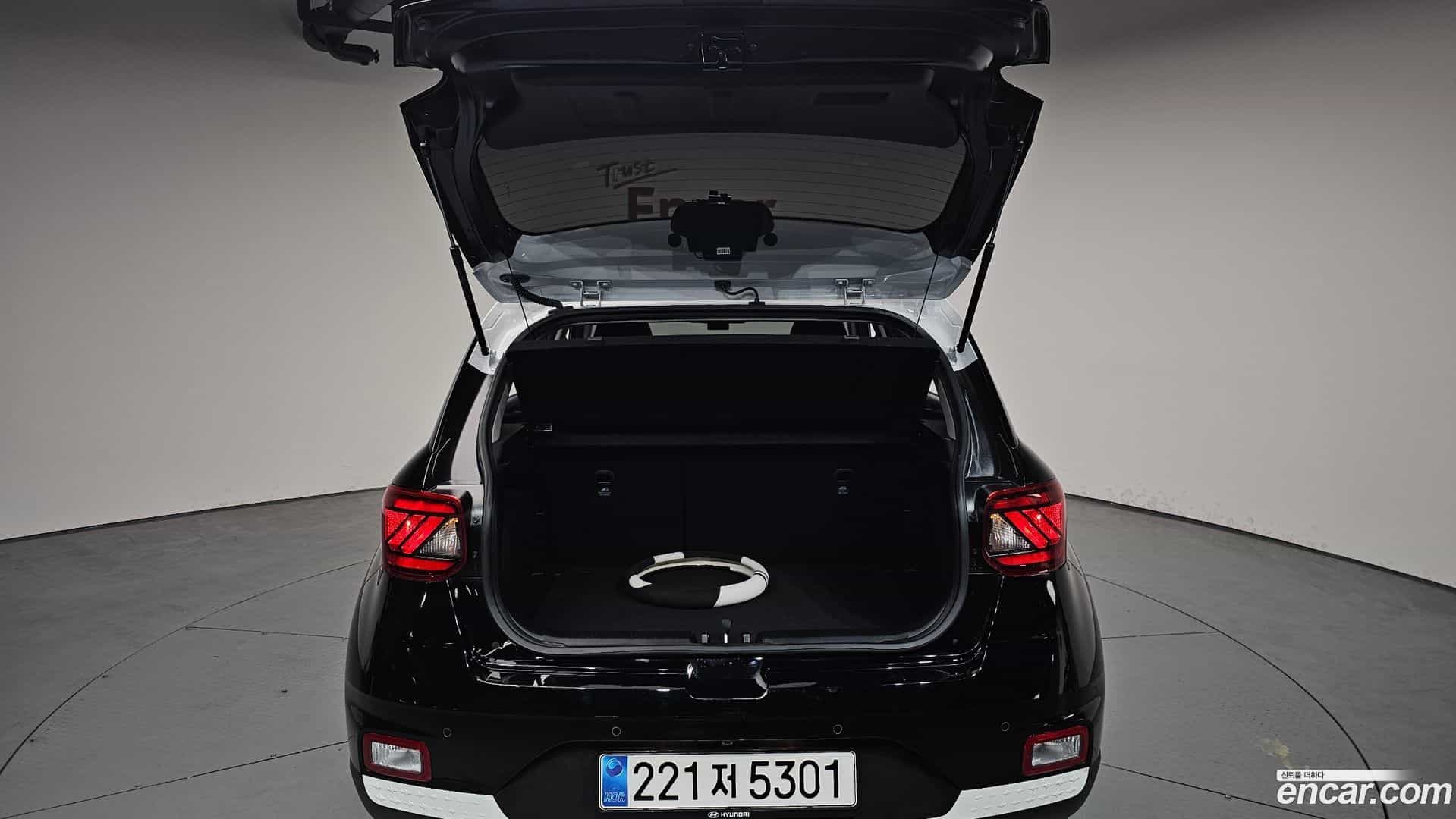 Venue Hyundai 2025.3-OPTION-024