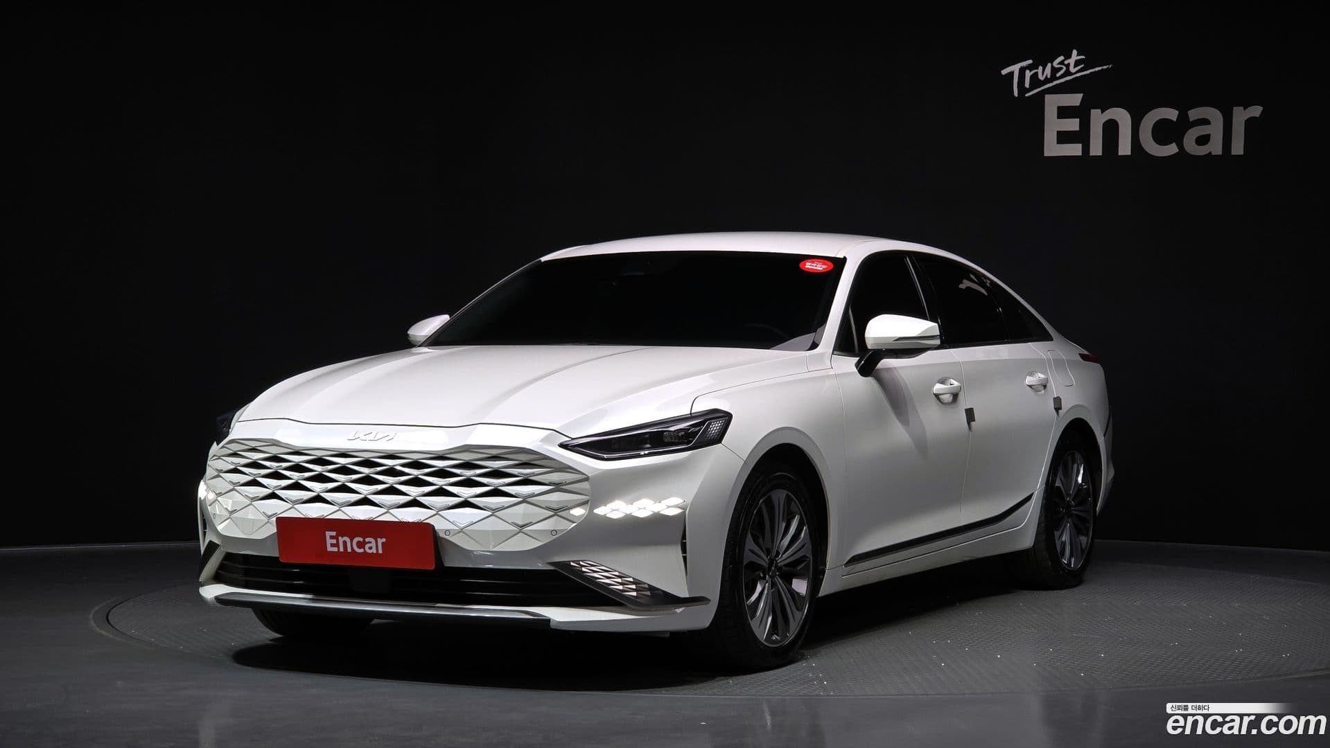 Main__Slider__Photo:K8 Kia 2021.4-0