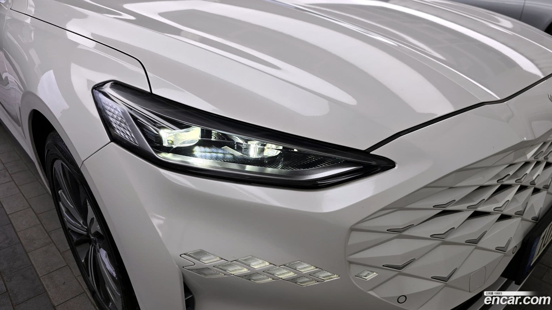 Main__Slider__Photo:K8 Kia 2021.4-21