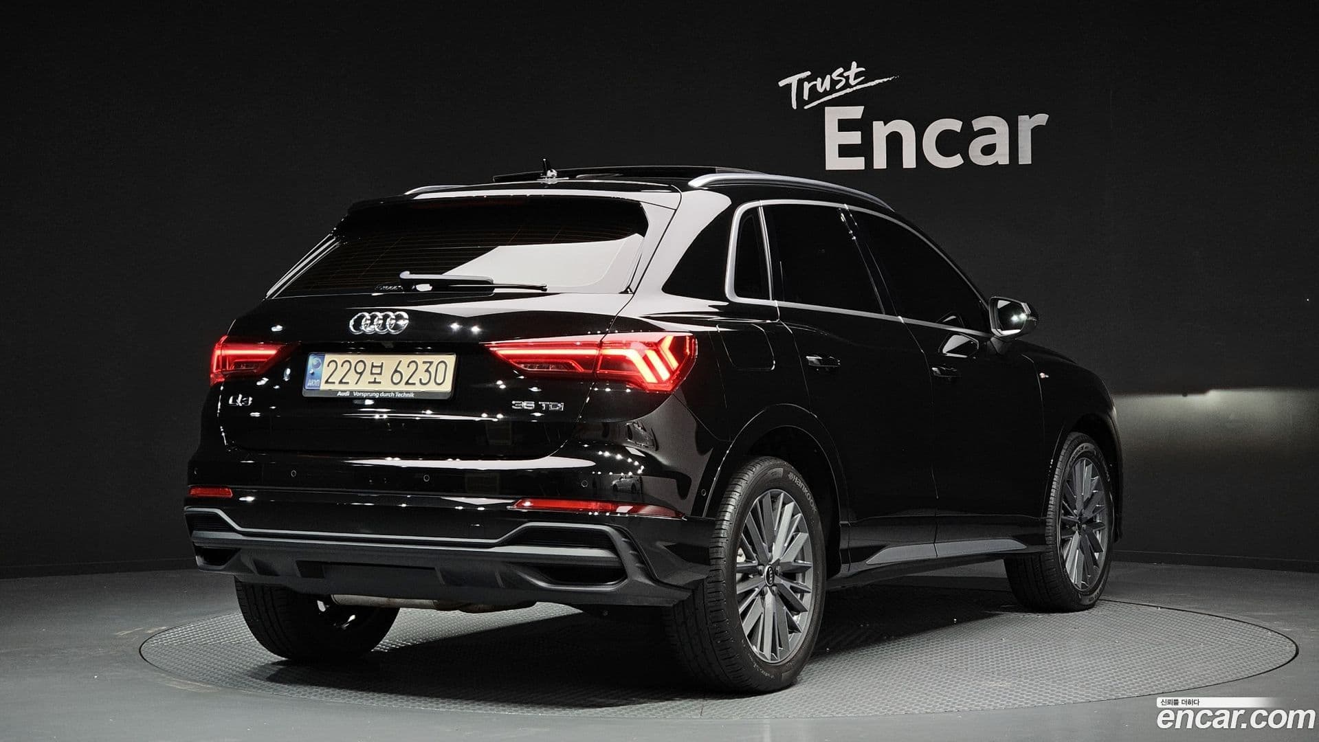 Main__Slider__Photo:Q3 Audi 2022.11-1