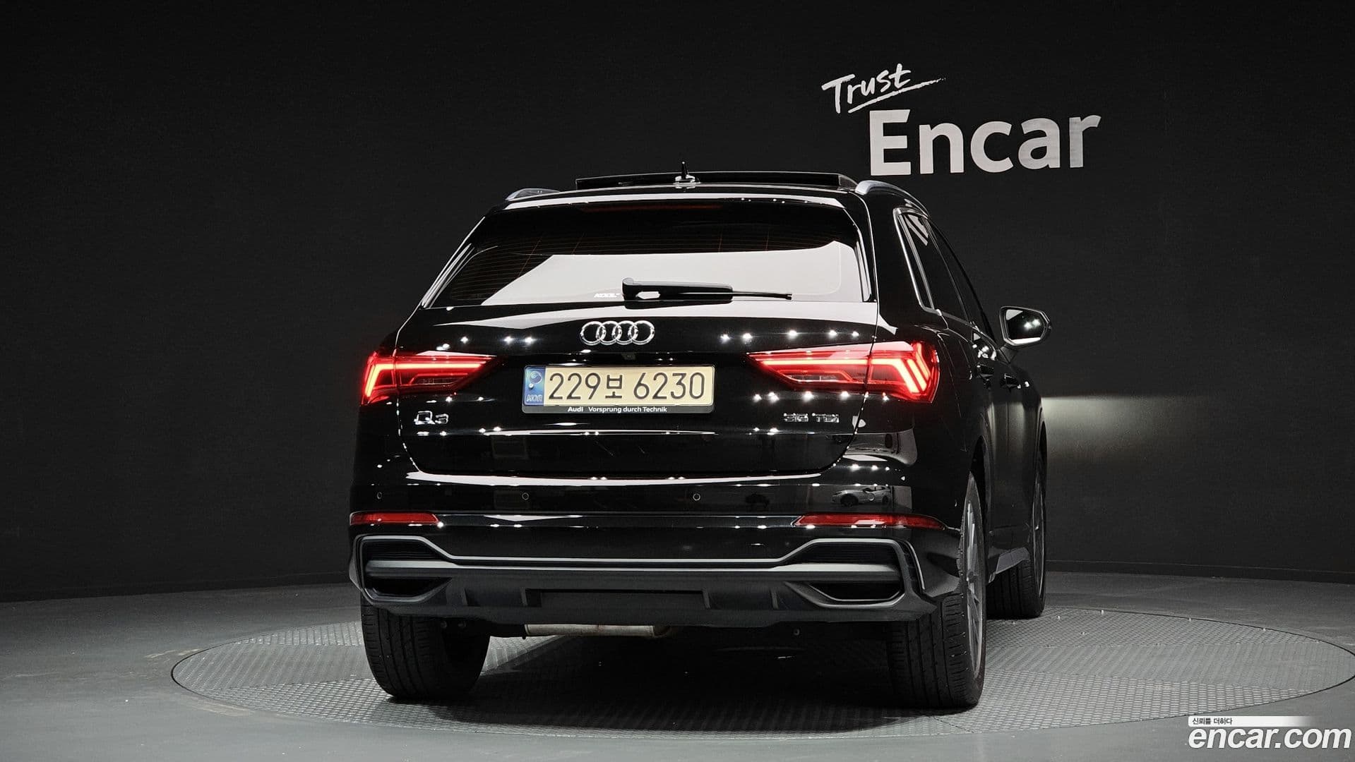 Main__Slider__Photo:Q3 Audi 2022.11-3
