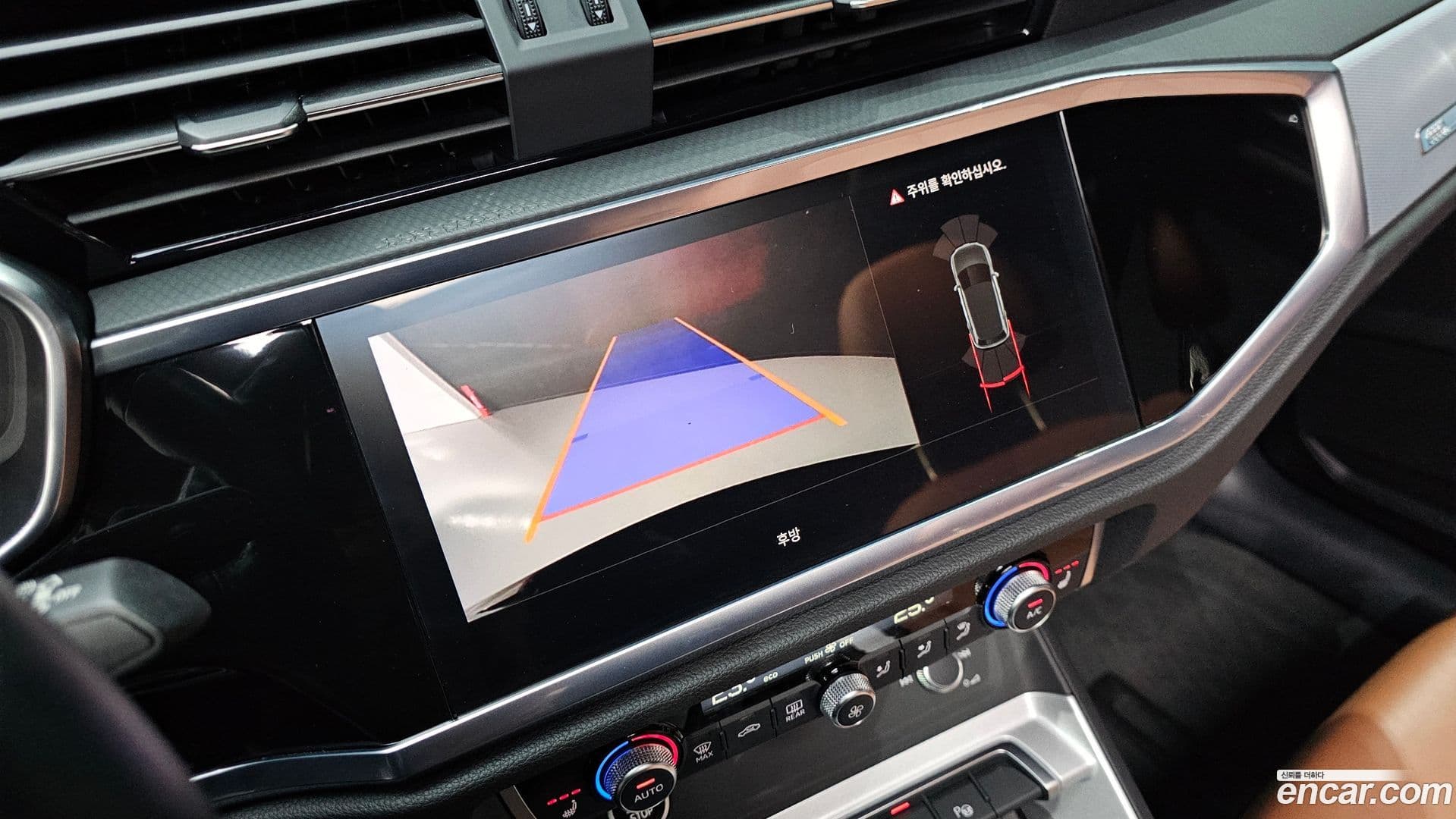 Main__Slider__Photo:Q3 Audi 2022.11-15