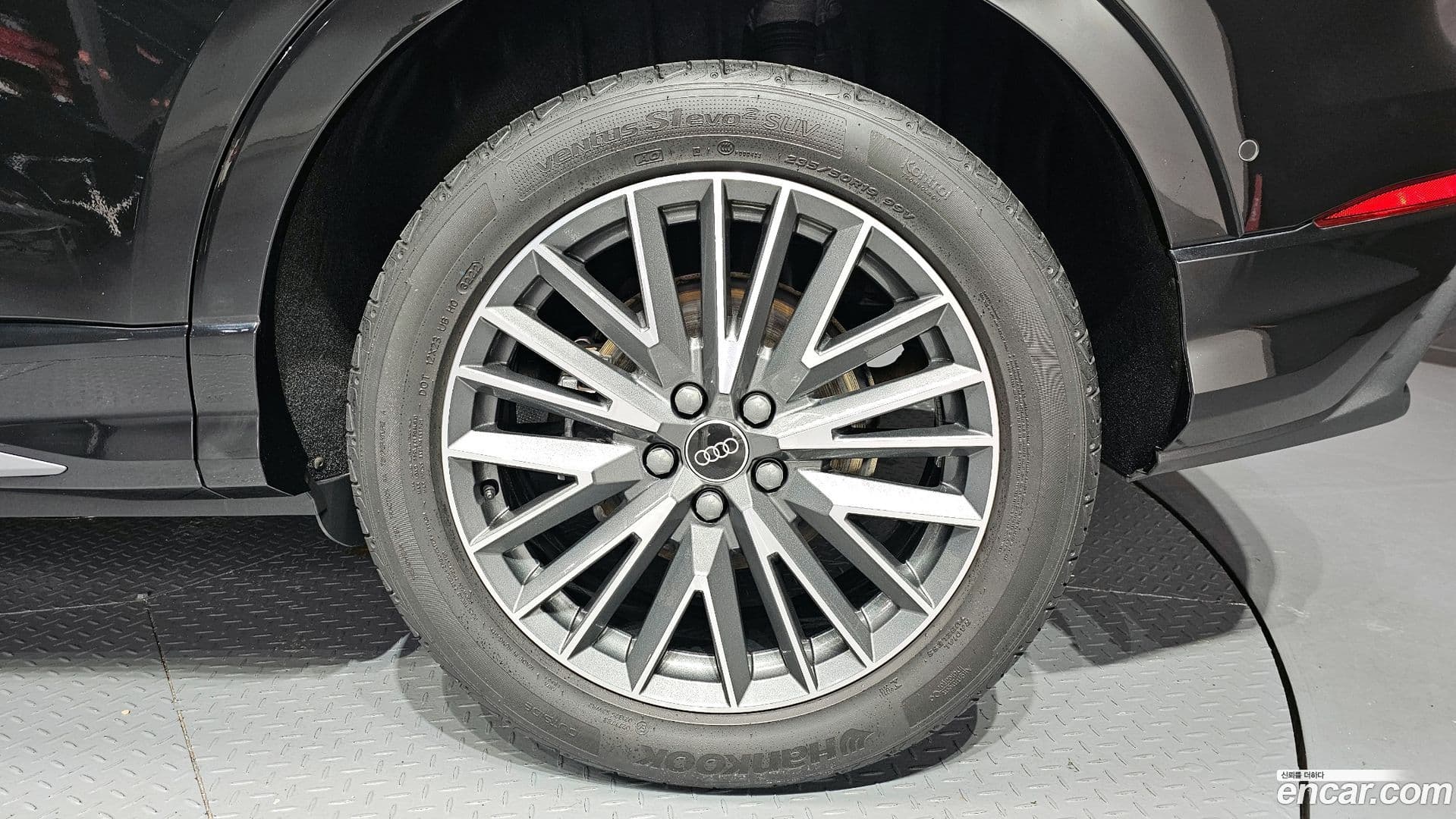 Main__Slider__Photo:Q3 Audi 2022.11-20