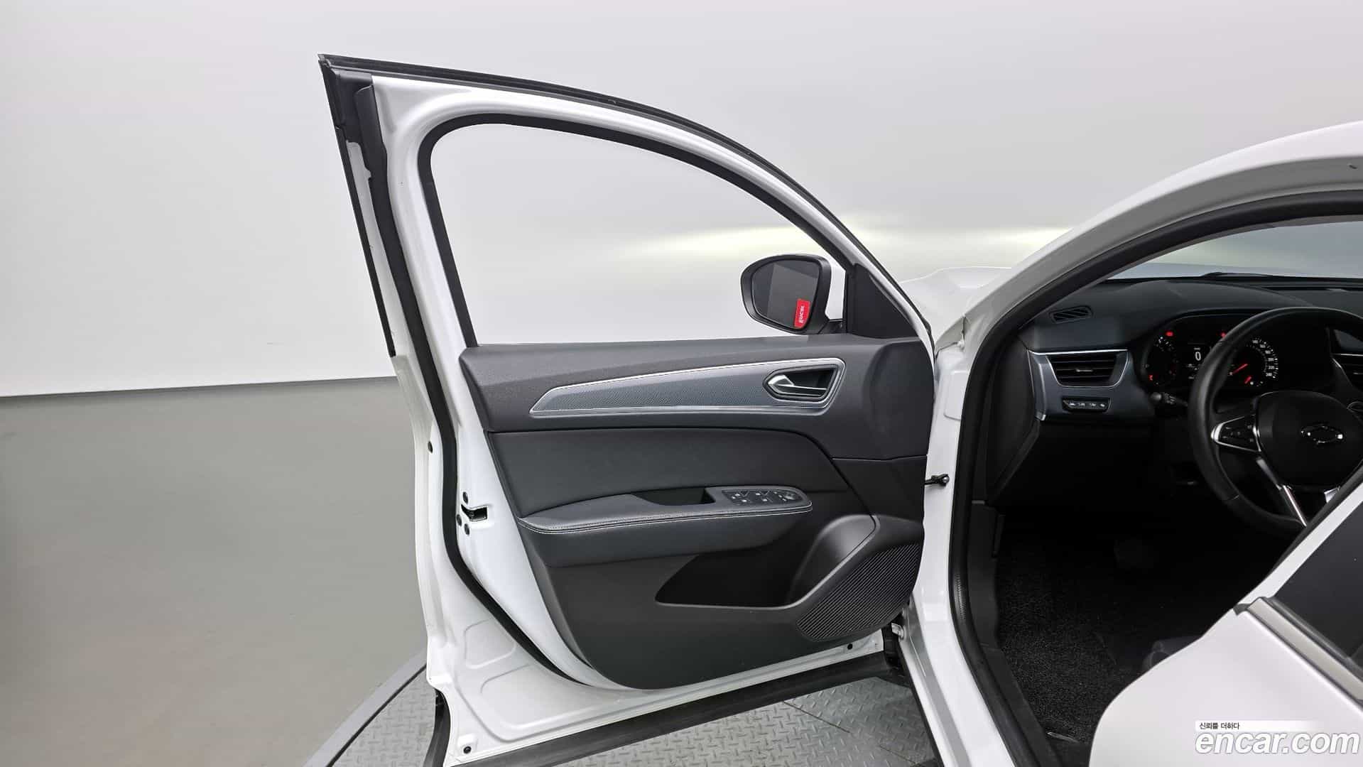 XM3 Renault Korea 2022.4-INNER-034