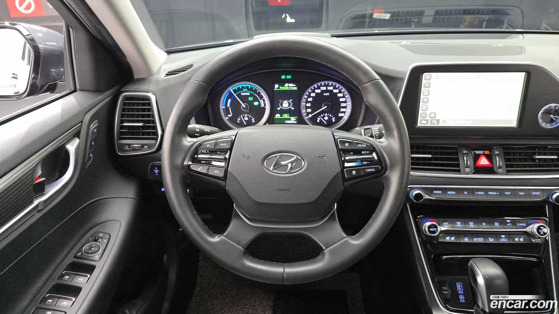 Grandeur Hyundai 2017.4-OPTION-017