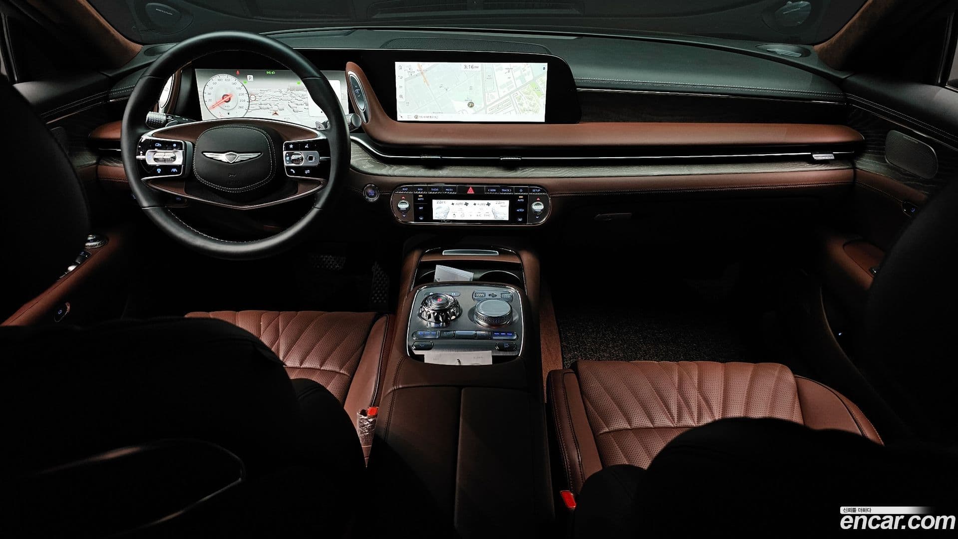 Main__Slider__Photo:G90 Genesis 2022.8-6