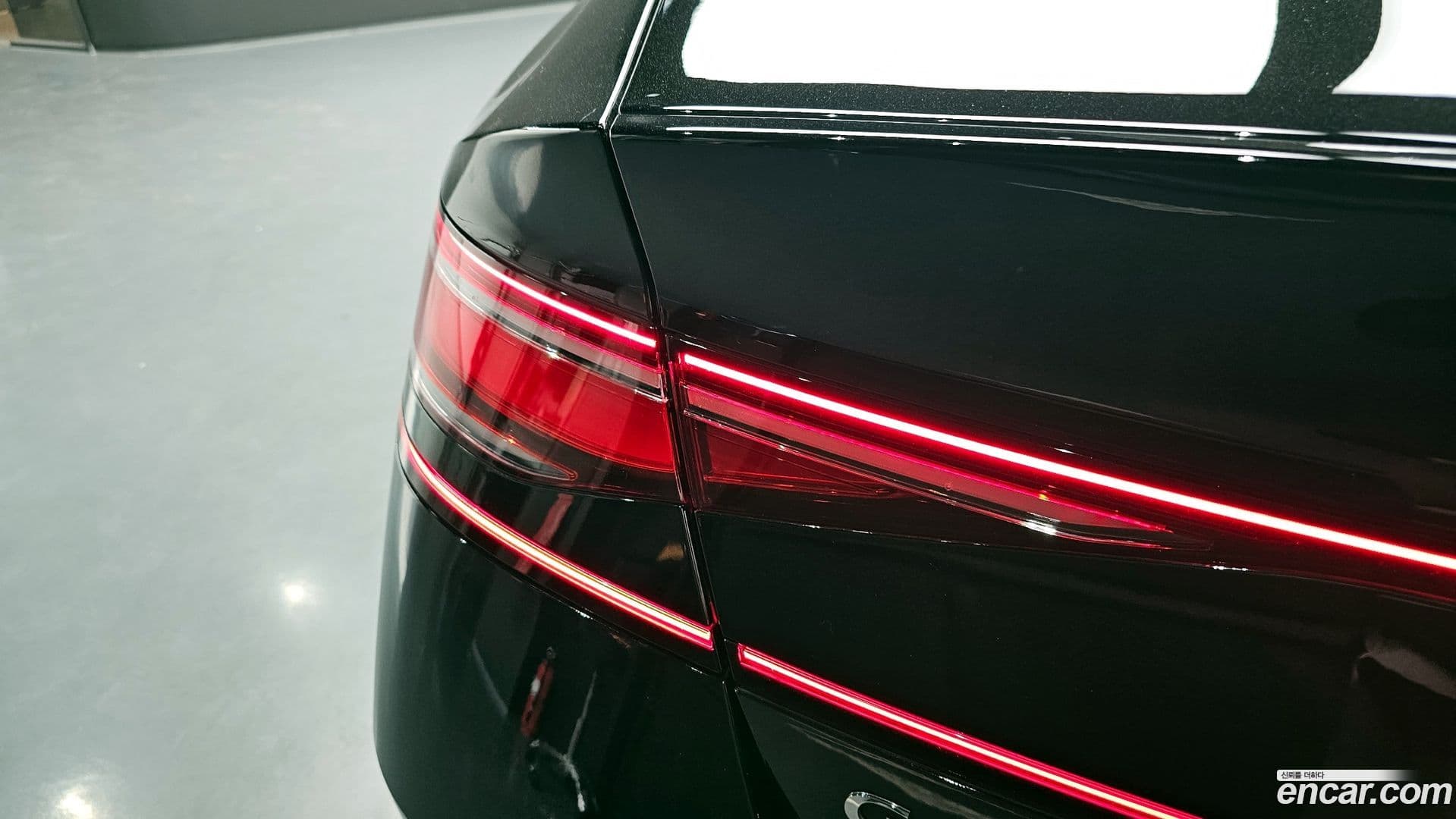 Main__Slider__Photo:G90 Genesis 2022.8-22
