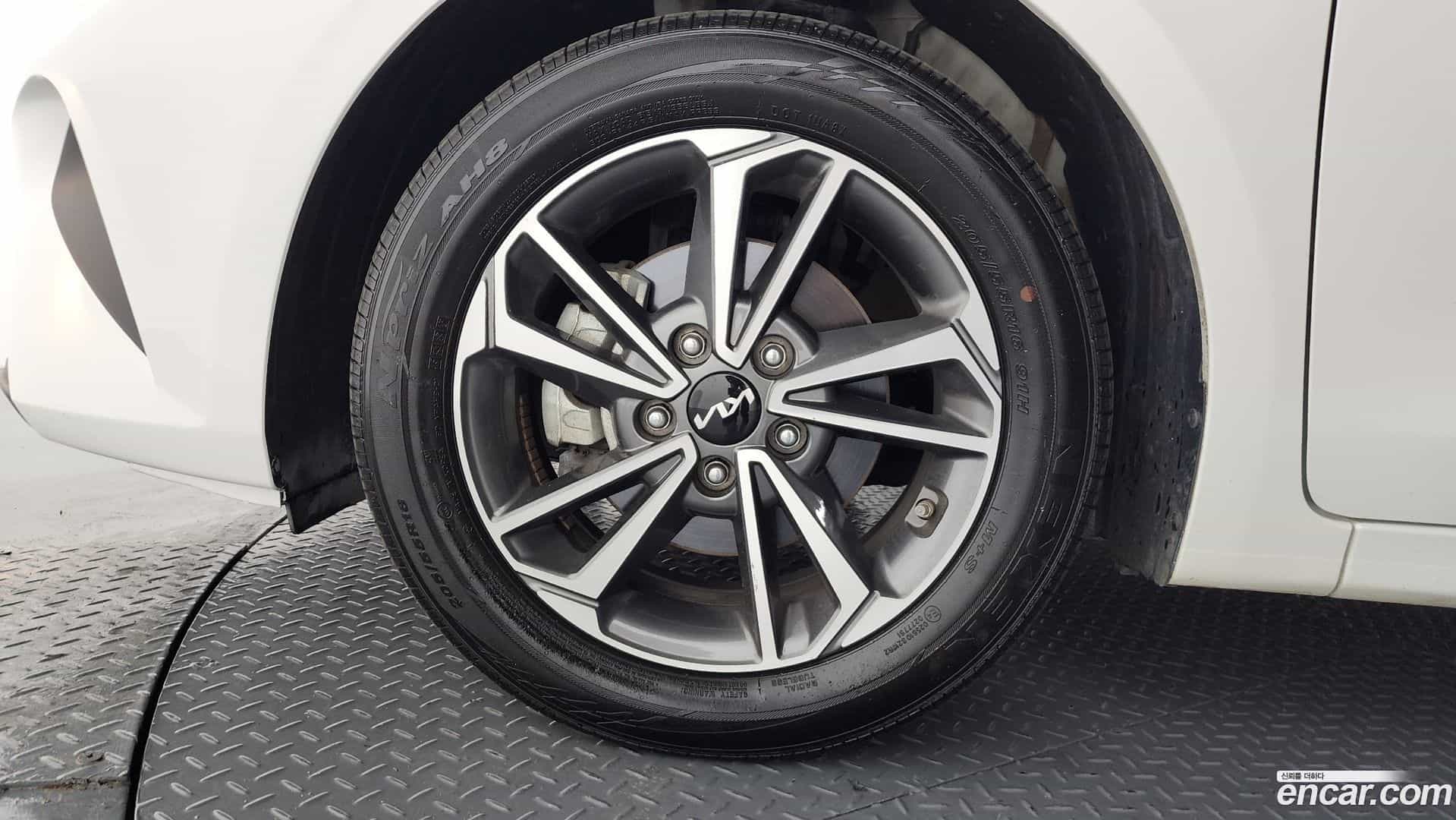K3 Kia 2024.1-OUTER-005