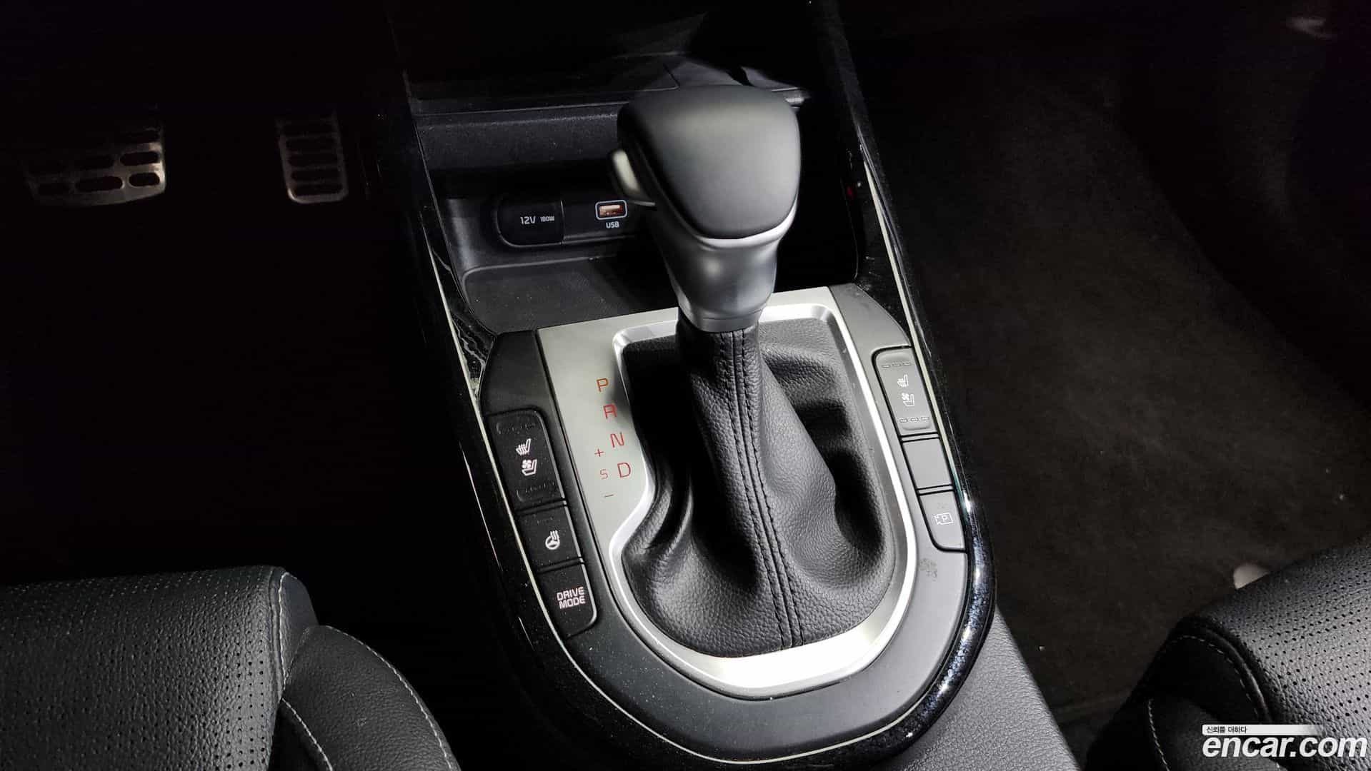 K3 Kia 2024.1-INNER-009