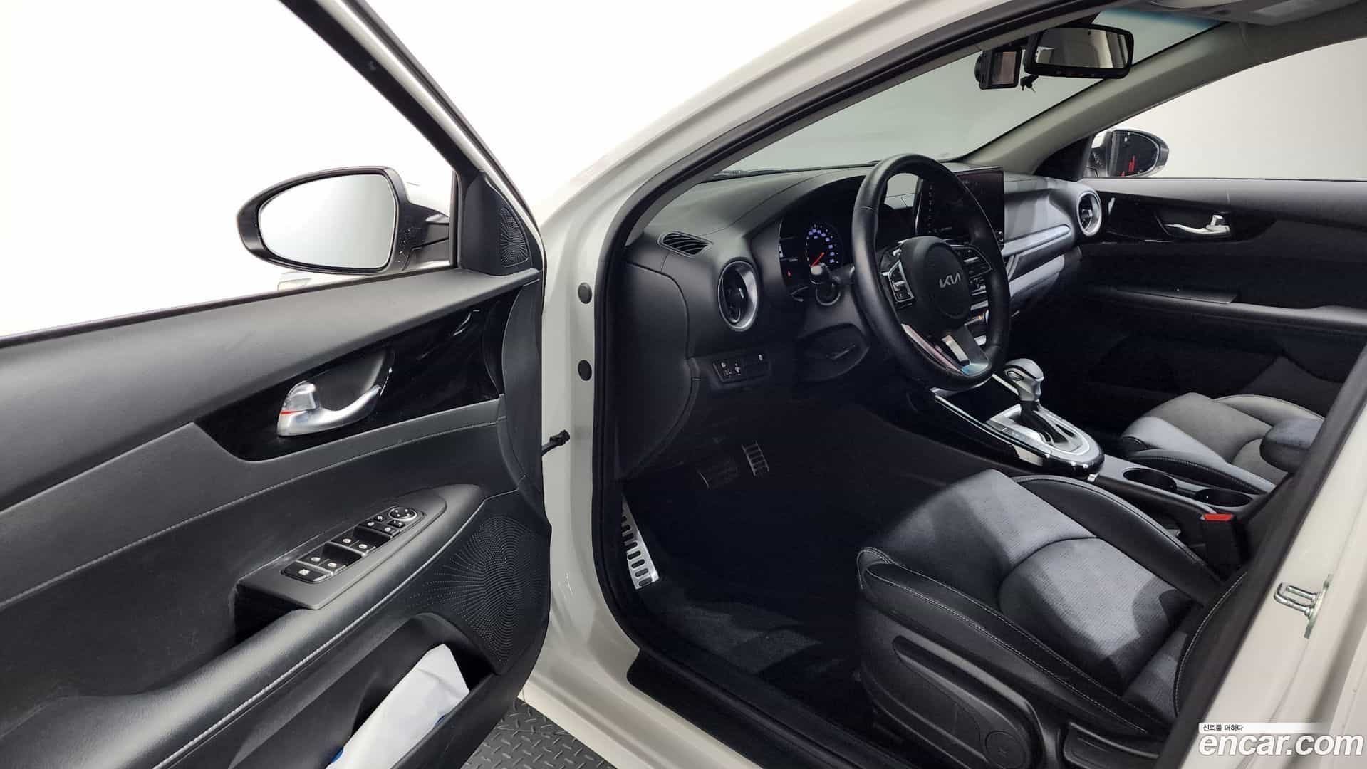 K3 Kia 2024.1-INNER-010