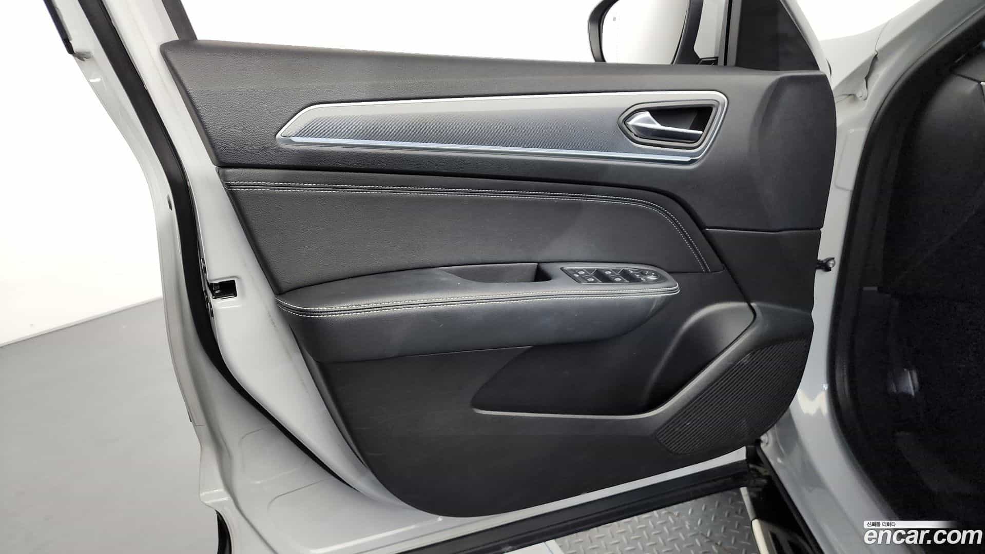 XM3 Renault Korea 2020.11-INNER-034