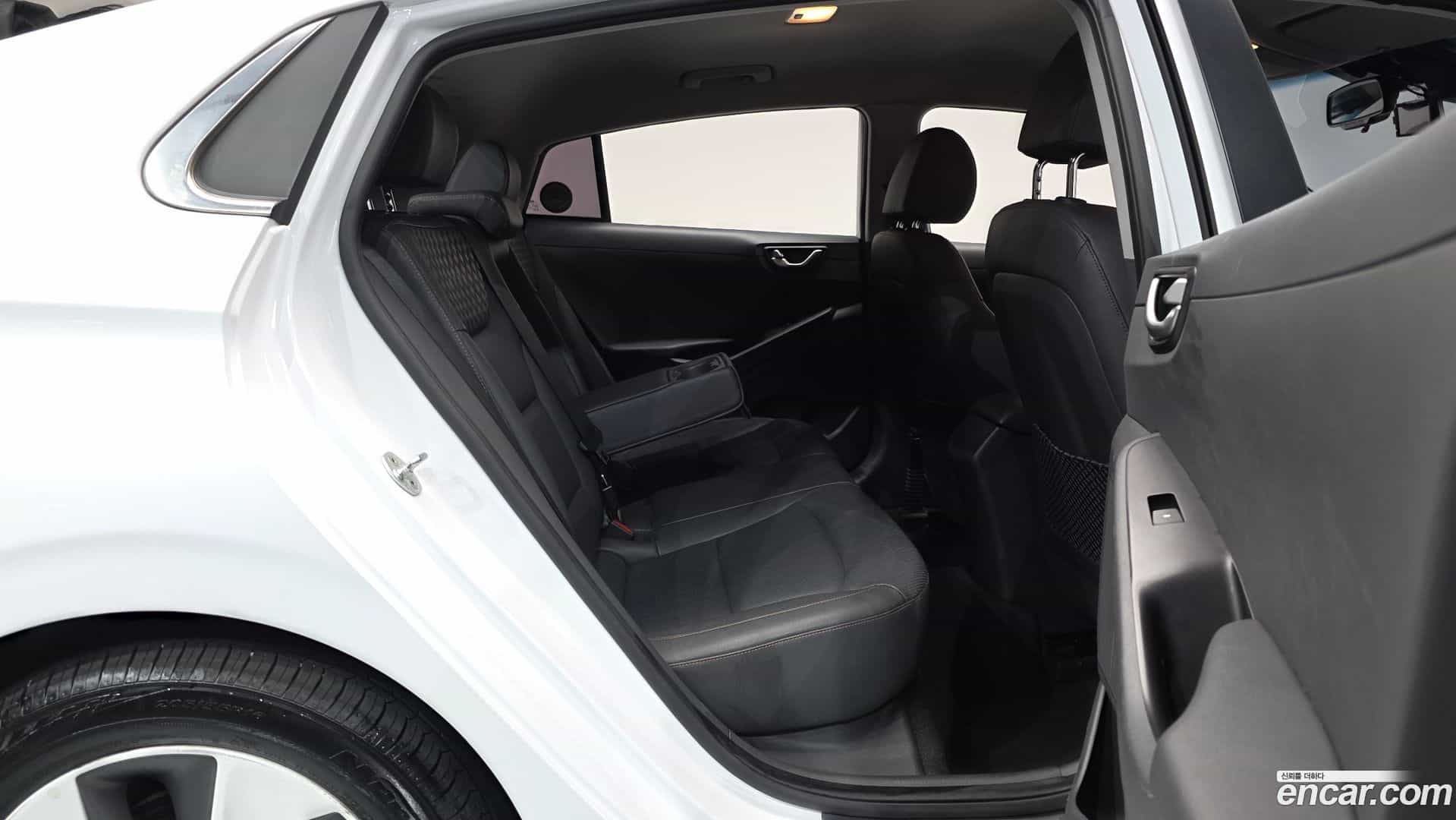 Ioniq Hyundai 2016.10-OPTION-015