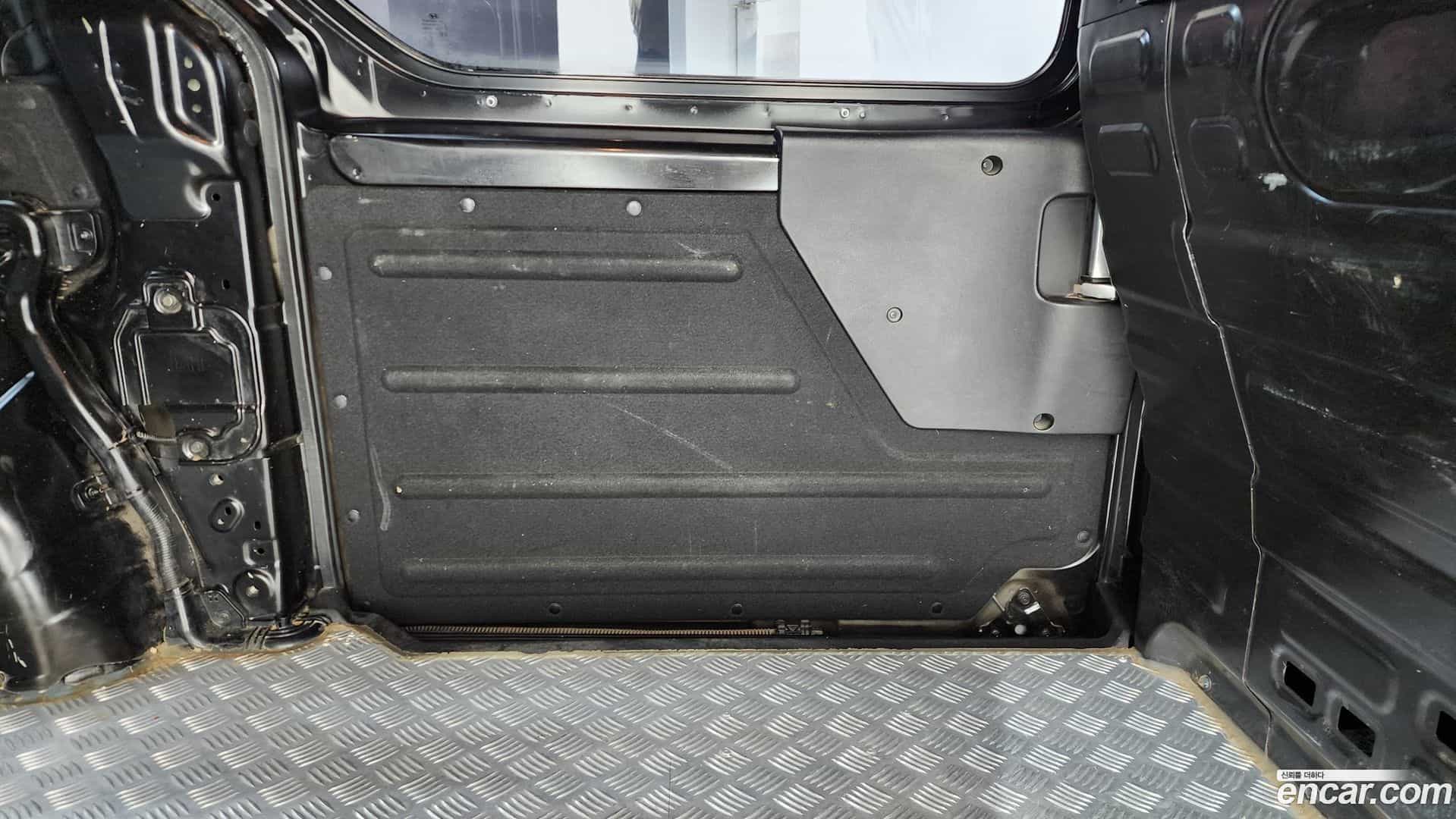 Staria Hyundai 2024.5-OPTION-023
