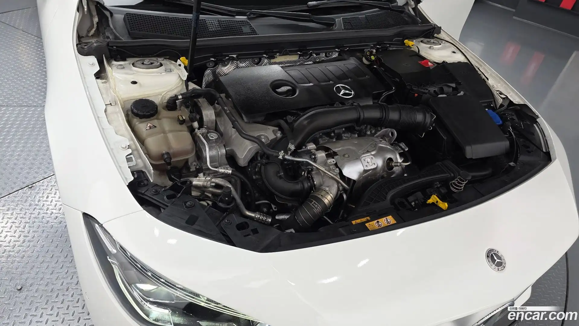 CLA-Class Mercedes-Benz 2021.6-OUTER-006