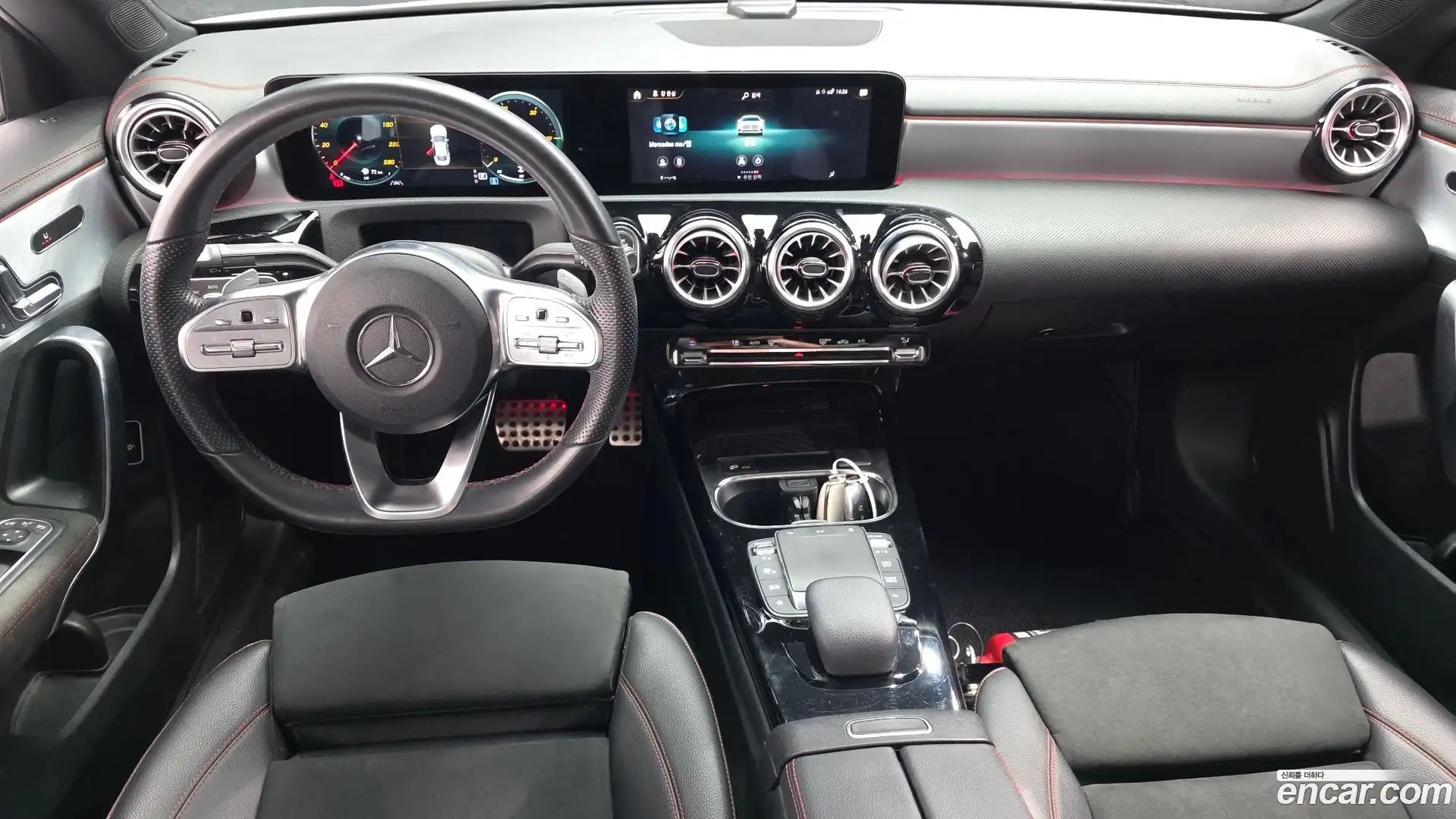 CLA-Class Mercedes-Benz 2021.6-INNER-007