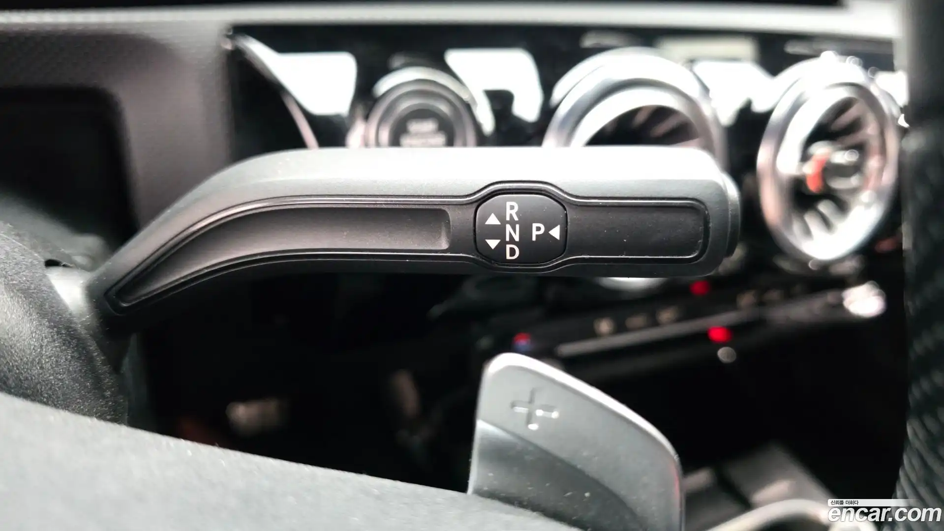CLA-Class Mercedes-Benz 2021.6-INNER-009