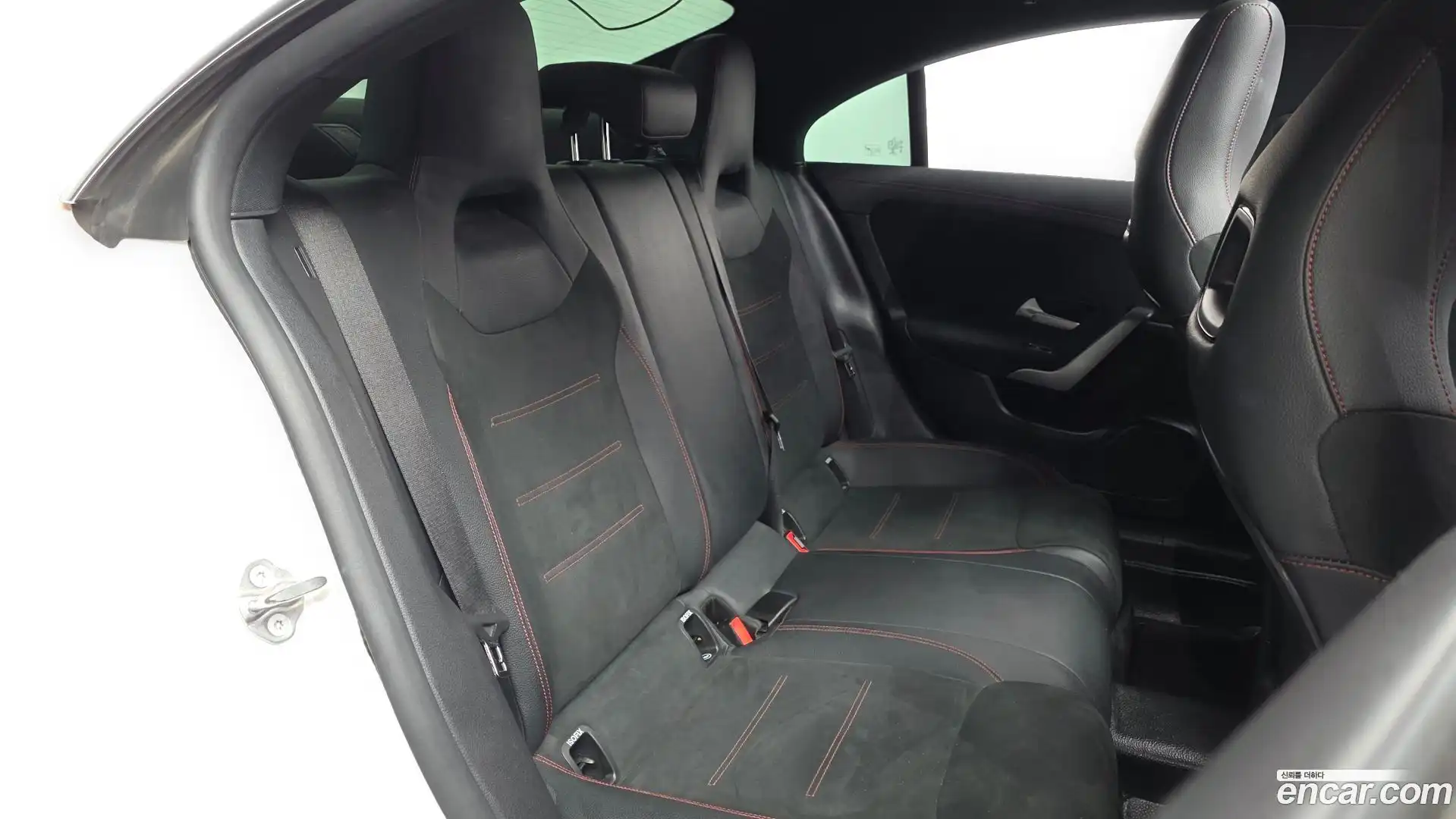 CLA-Class Mercedes-Benz 2021.6-OPTION-016