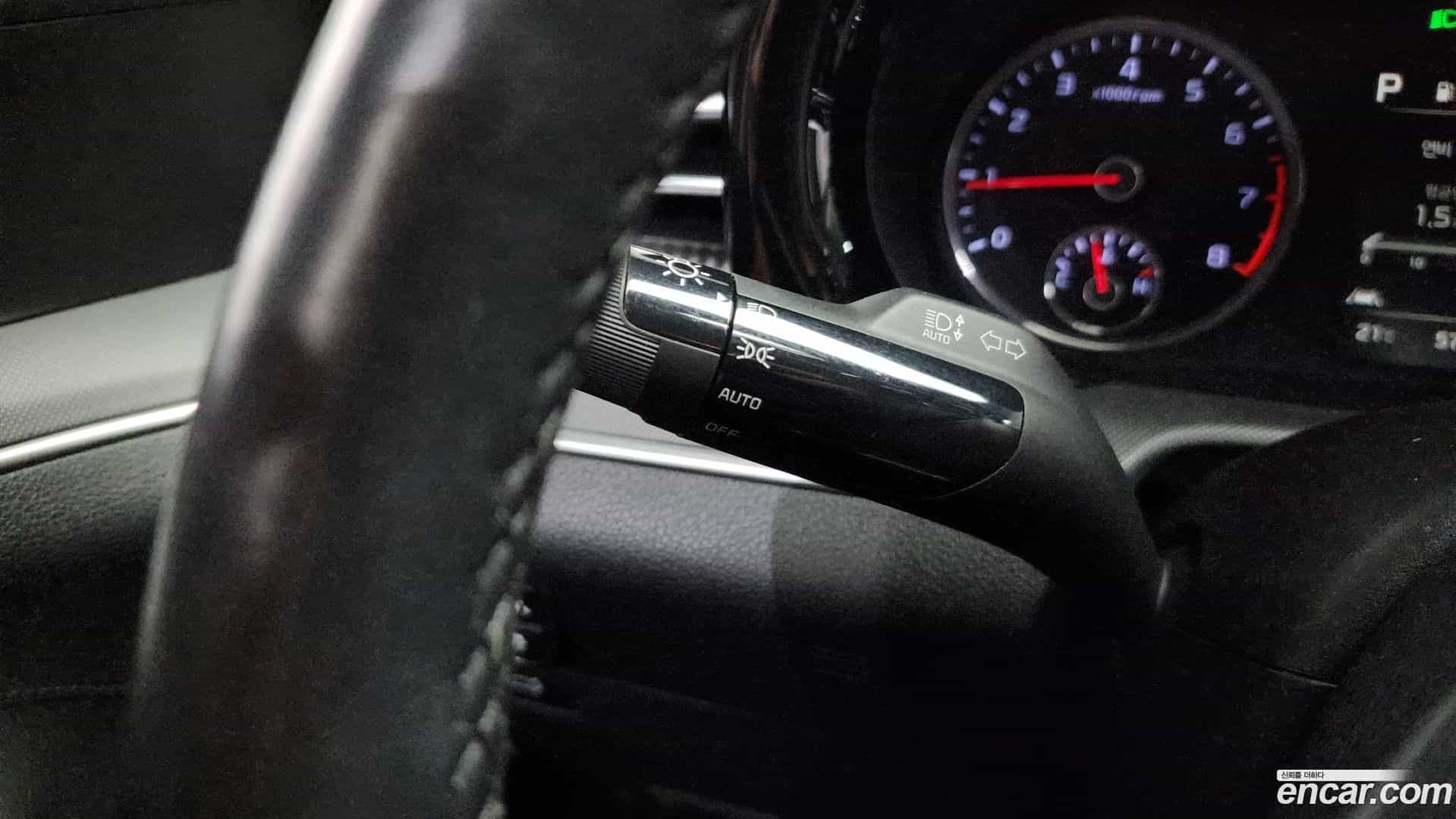 K5 Kia 2021.1-OPTION-042
