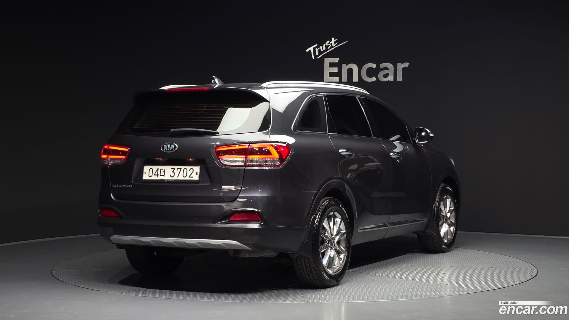 Main__Slider__Photo:Sorento Kia 2017.1-1