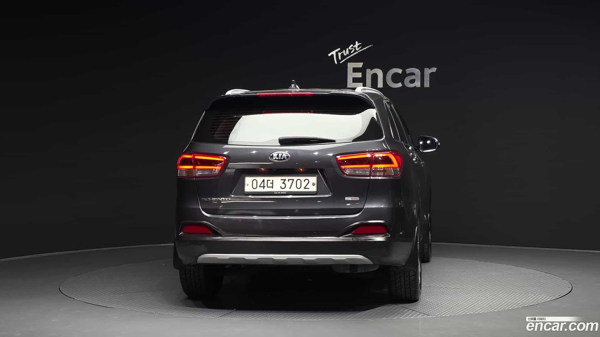 Sorento Kia 2017.1-OUTER-004