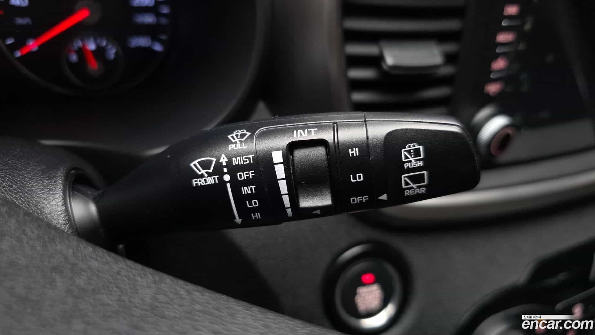 Sorento Kia 2017.1-OPTION-040
