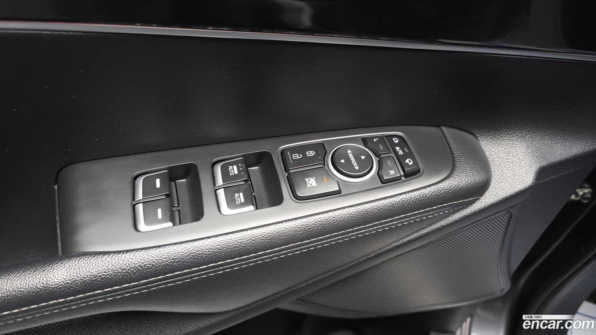 Sorento Kia 2017.1-OPTION-043