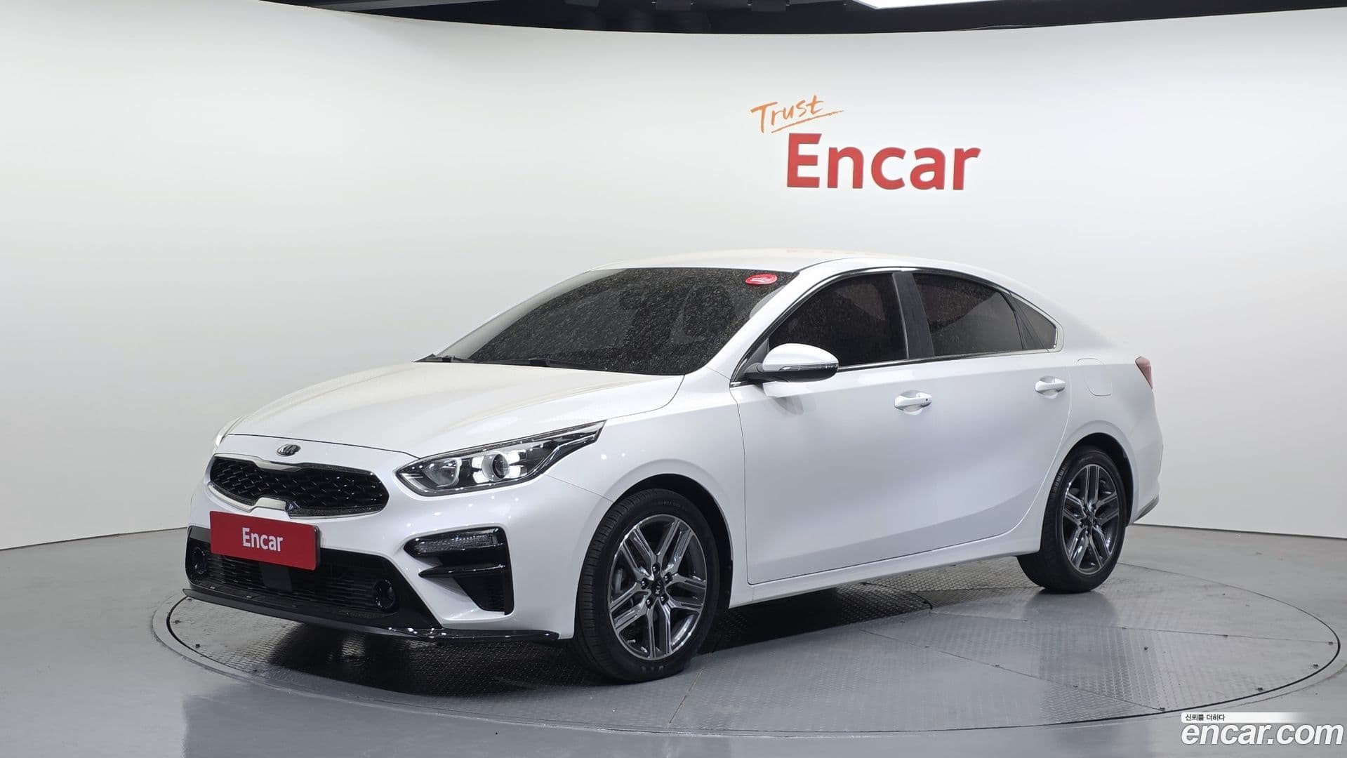 Main__Slider__Photo:K3 Kia 2018.3-0